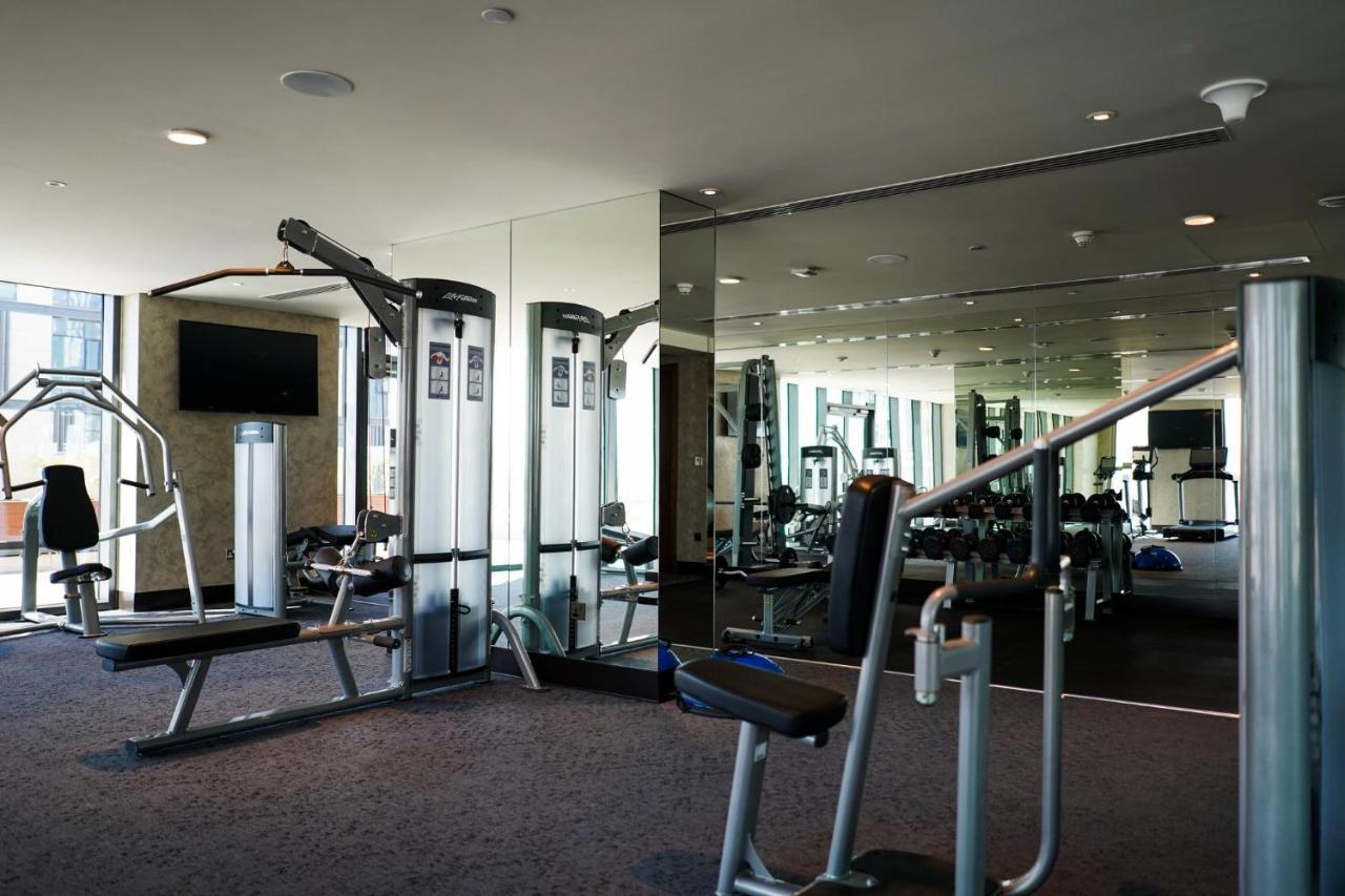 Holiday Inn Dubai Al-Maktoum Airport By Ihg Экстерьер фото