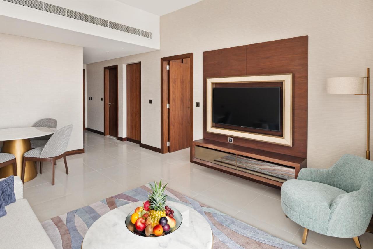 Holiday Inn Dubai Al-Maktoum Airport By Ihg Экстерьер фото